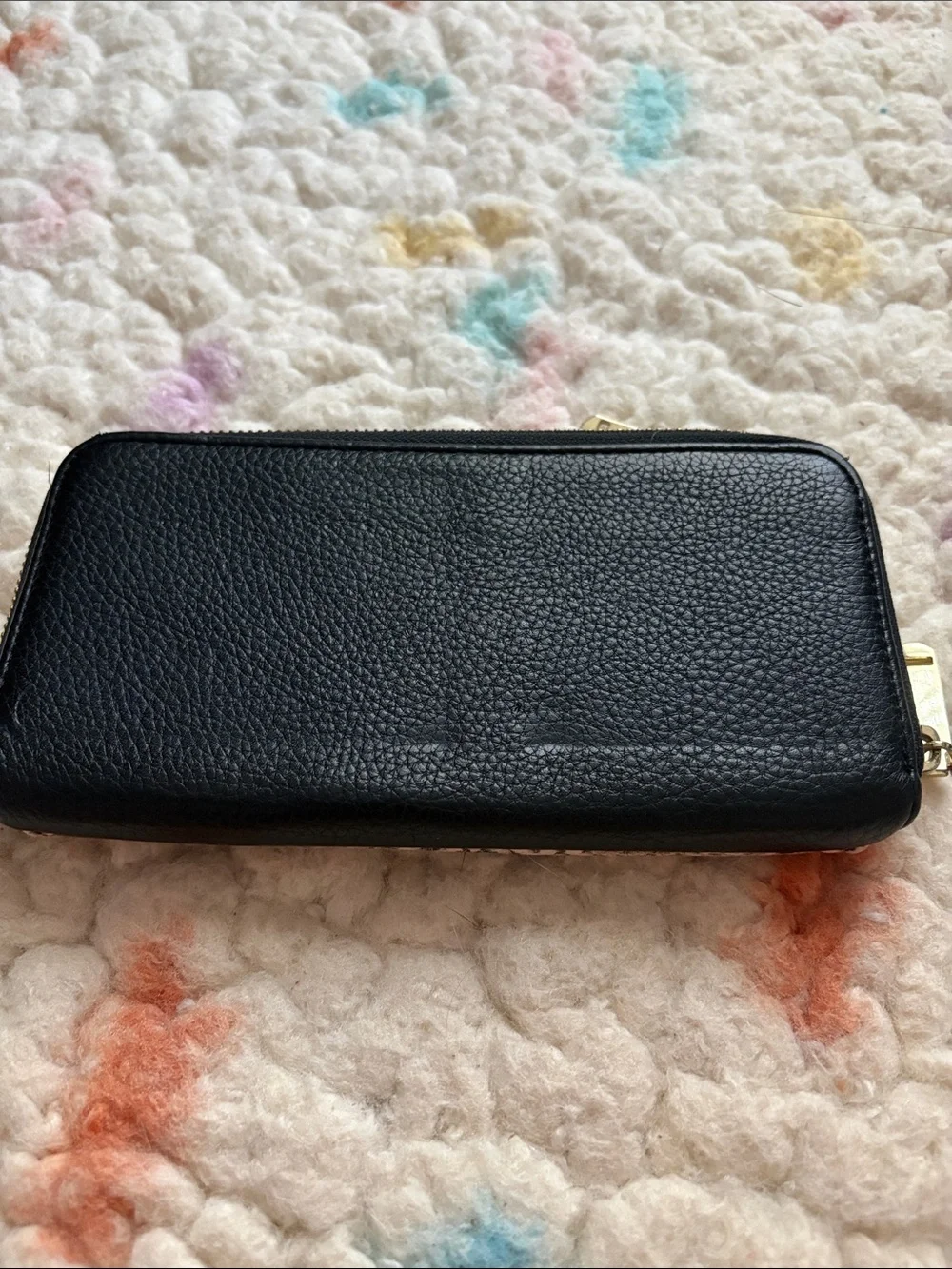 Enzo Angiolini Snake Print Zip Wallet